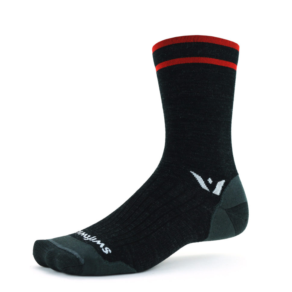 Swiftwick Pursuit Ultralight Red SEVEN Socks