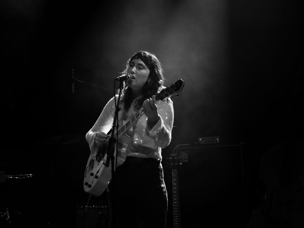 Claire Heywood, Dec 23, 2023, Bluebird Theater, Denver, CO. Photo by Jordan LeGrand.